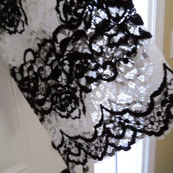 Isaac Mizrahi- Black and white blouse long sleeves - size M , NEW - Picture 3 of 12